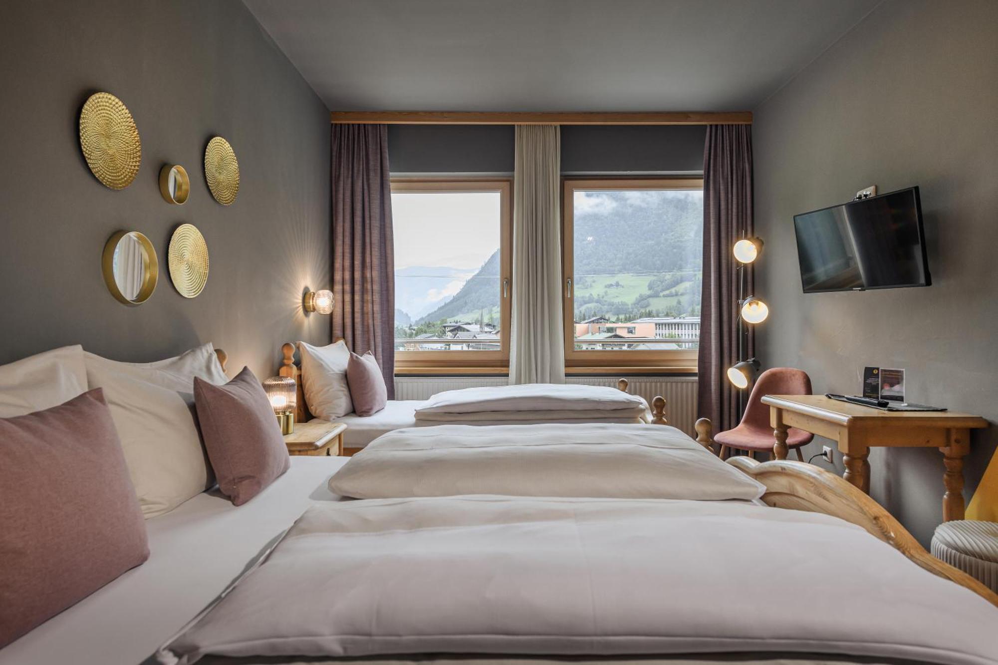 B&B Berglift Direkt An Der Talstation Bad Hofgastein Luaran gambar