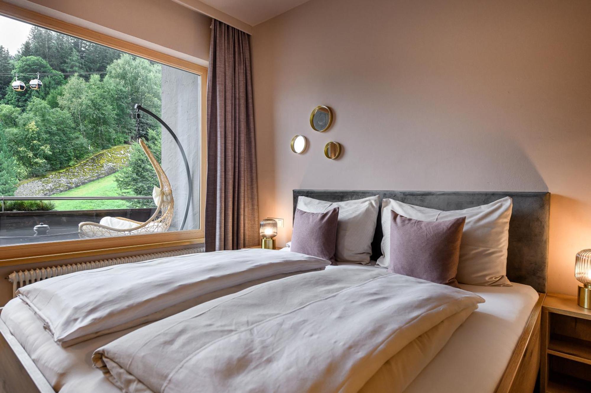 B&B Berglift Direkt An Der Talstation Bad Hofgastein Luaran gambar