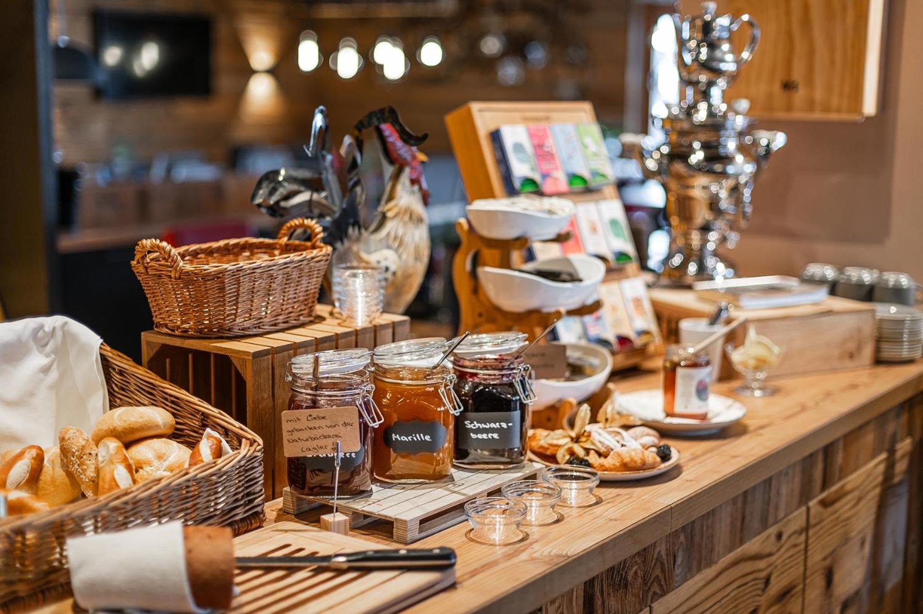 B&B Berglift Direkt An Der Talstation Bad Hofgastein Luaran gambar