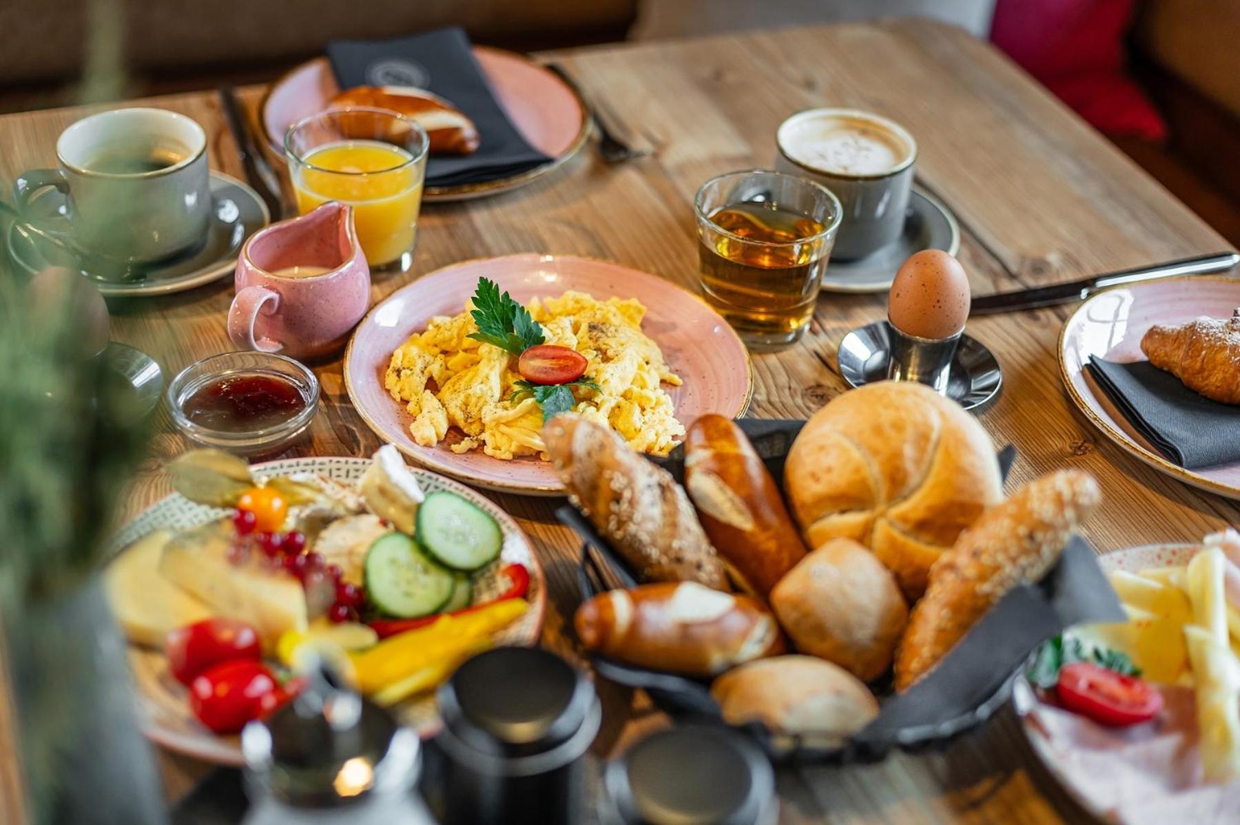 B&B Berglift Direkt An Der Talstation Bad Hofgastein Luaran gambar