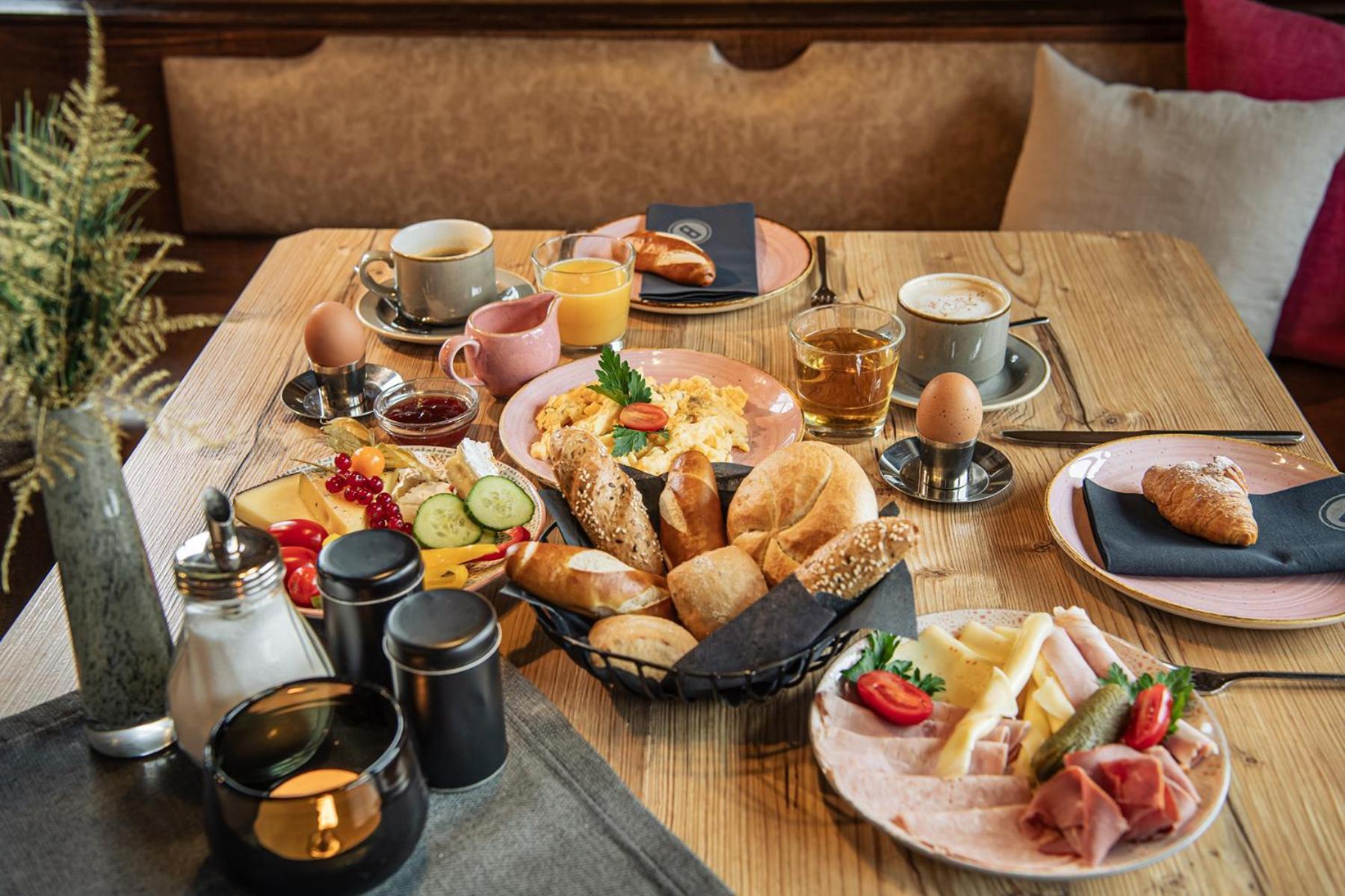B&B Berglift Direkt An Der Talstation Bad Hofgastein Luaran gambar